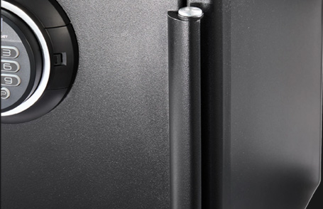 Pry-Resistant Hinge Bar